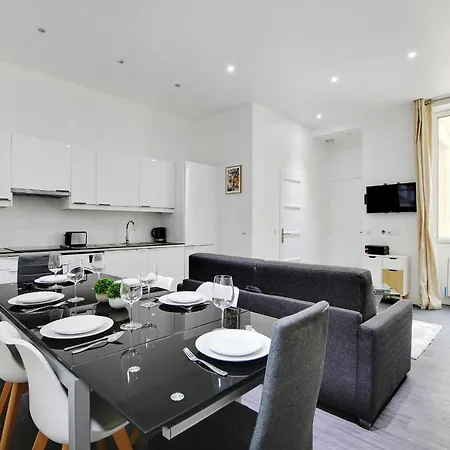 Trois Pieces Au Coeur Du Marais