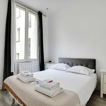 Trois Pieces Au Coeur Du Marais Appartement Paris