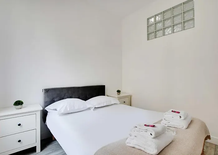 Trois Pieces Au Coeur Du Marais 公寓